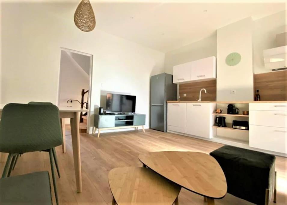Le Paisiblement Votre 2 Ch, Terrasse, Clim, Park Apartment Montauban Ngoại thất bức ảnh
